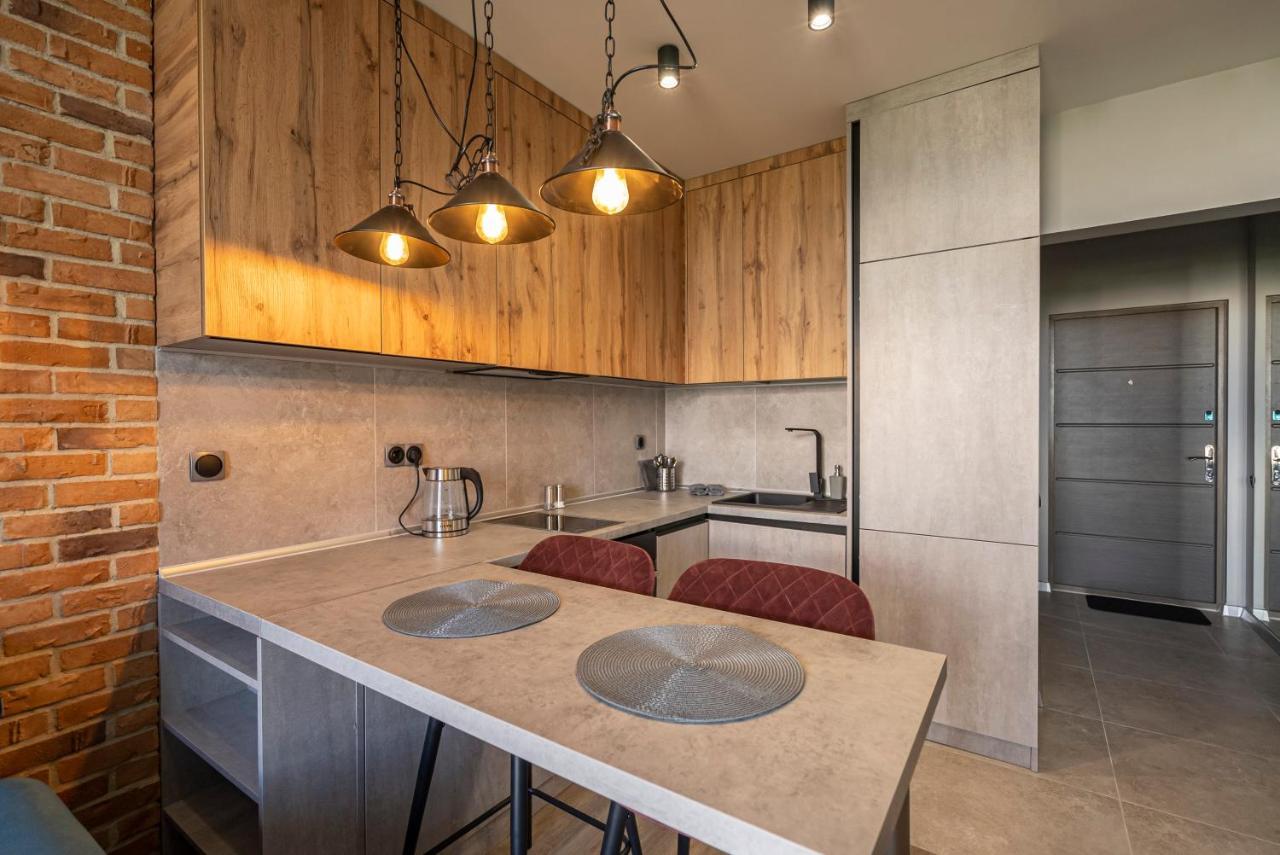 Slavutich Ecoloft Studios Kiev Exterior foto